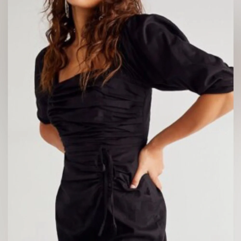 Free People Dress Womens XS Looking Stunning Black Puff Sleeve Slit Ruched Midi - Picture 2 of 10